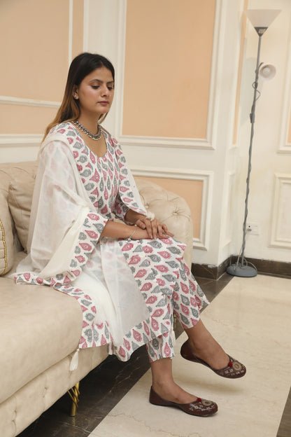 Negchar Chooti Buti Handblock Print Straight Kurta set Of three